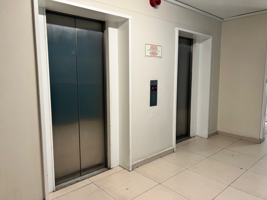 1 Bedroom Property for Sale in Cape Town City Centre Western Cape